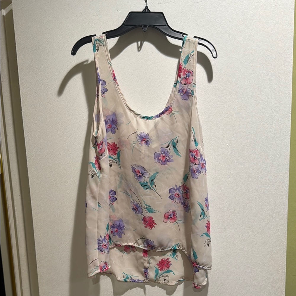 Mimi Chica Floral Cream Tank Top Relaxed Style